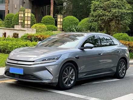 BYD QIN L 2025