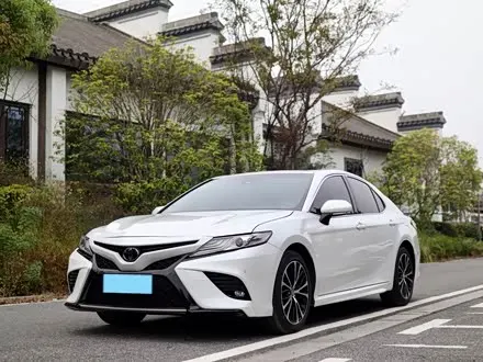 TOYOTA CAMRY — из Китая под ключ