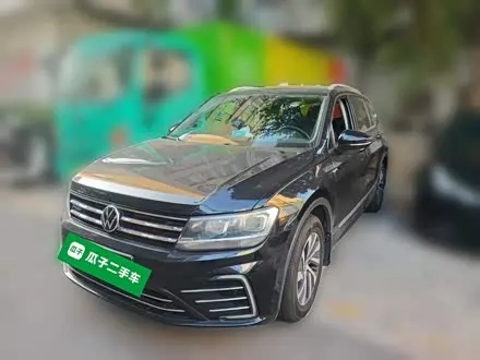 VOLKSWAGEN TIGUAN L 2021