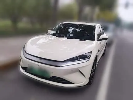BYD QIN L 2025