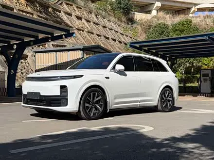 LI AUTO L7 — из Китая под ключ