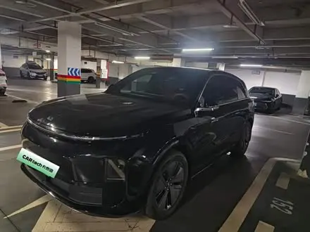 LI AUTO L6 2024