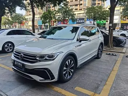 VOLKSWAGEN TIGUAN L 2022