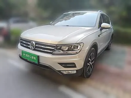 VOLKSWAGEN TIGUAN L 2018