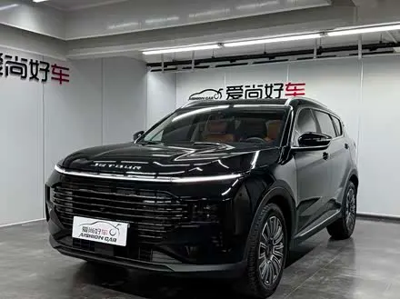 JETOUR X70 PLUS 2025