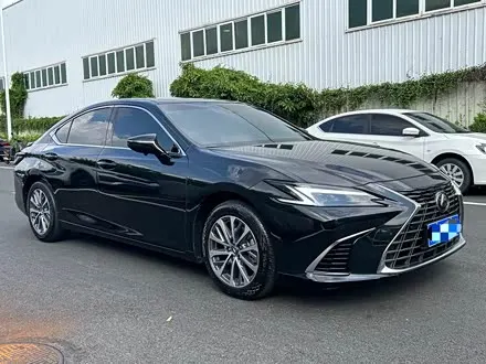 LEXUS ES — из Китая под ключ