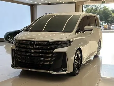 TOYOTA VELLFIRE 2024 — из Китая под ключ