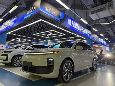 LI AUTO L6 — из Китая под ключ