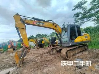 XCMG XE135D — из Китая