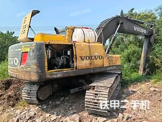 VOLVO EC210B — из Китая