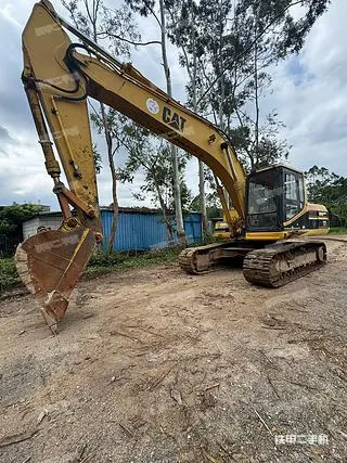 CATERPILLAR 320V2 — из Китая
