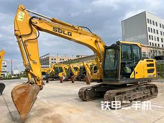 SDLG E6135H — из Китая