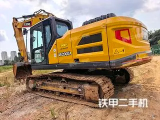 XCMG XE200GA — из Китая
