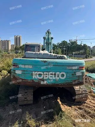 Kobelco SK260LC-8 — из Китая