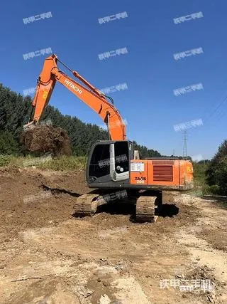 Hitachi ZX200LC-5A — из Китая