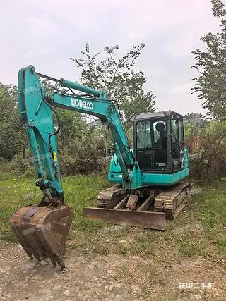 Kobelco SK60-8 — из Китая