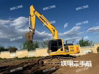 Komatsu PC220-8M0 — из Китая