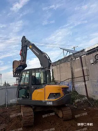 Volvo EC80D — из Китая