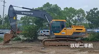 Volvo EC250D — из Китая