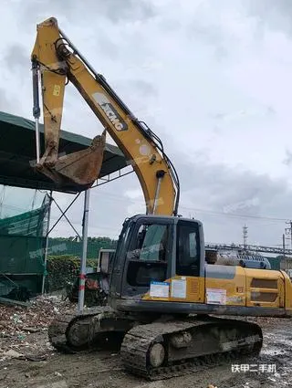 XCMG XE200DA — из Китая