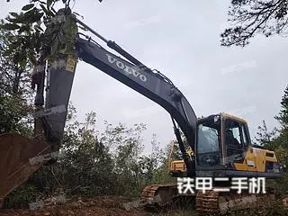 Volvo EC210D — из Китая