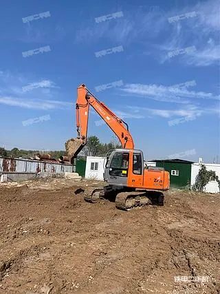 Hitachi ZX130C-6A — из Китая