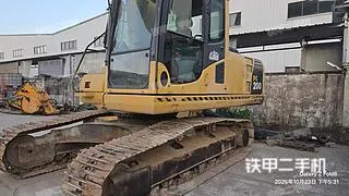 Komatsu PC200-8 — из Китая