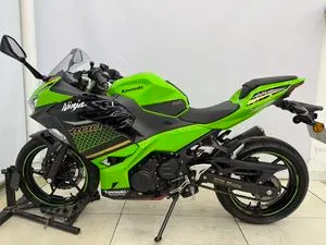 KAWASAKI NINJA 400 — из Китая