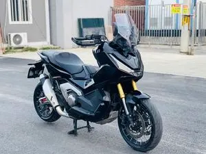 HONDA X-ADV 750 — из Китая под ключ