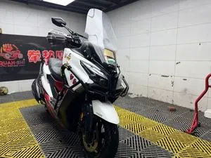 KYMCO CT300 — из Китая