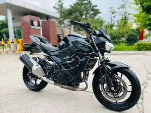 KAWASAKI Z400 — из Китая