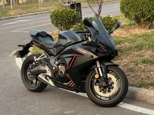 HONDA CBR650R — из Китая
