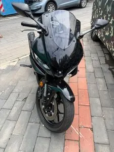YAMAHA YZF-R3 — из Китая