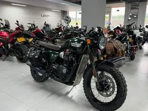 TRIUMPH BONNEVILLE T100 BLACK — из Китая