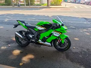 KAWASAKI NINJA ZX-10R — из Китая