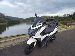 SYM CRUISYM150GT — из Китая