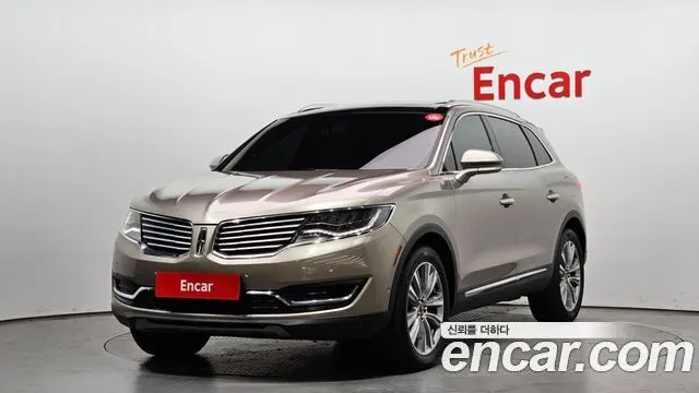 LINCOLN MKX 2018 — 153 703 км, золотистый, Корея — под ключ — фото 1