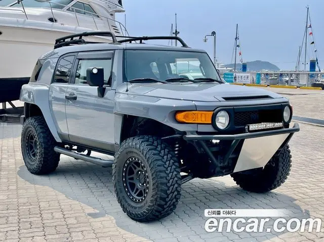 TOYOTA FJ 2008