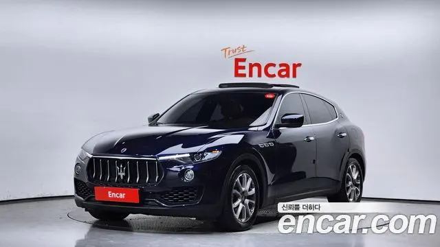 MASERATI LEVANTE 2019 — 72 462 км, синий, Корея — под ключ — фото 1