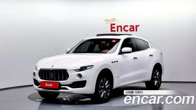 MASERATI LEVANTE 2018 — 174 725 км, белый, Корея — под ключ — фото 1