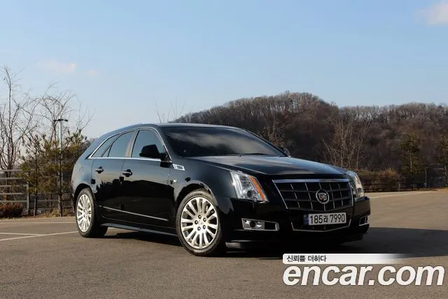 CADILLAC CTS 2010 — 87 420 км, чёрный, Корея — под ключ — фото 1