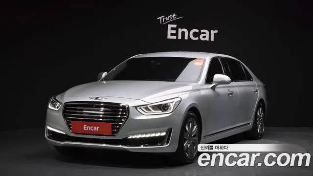 GENESIS EQ900 2017