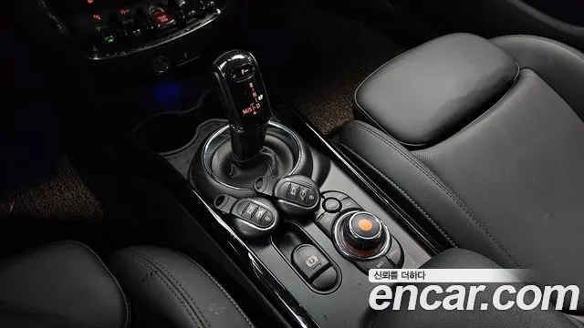 MINI COOPER CLUBMAN 2021 — 17 569 км, белый-перламутр, Корея — под ключ — фото 9