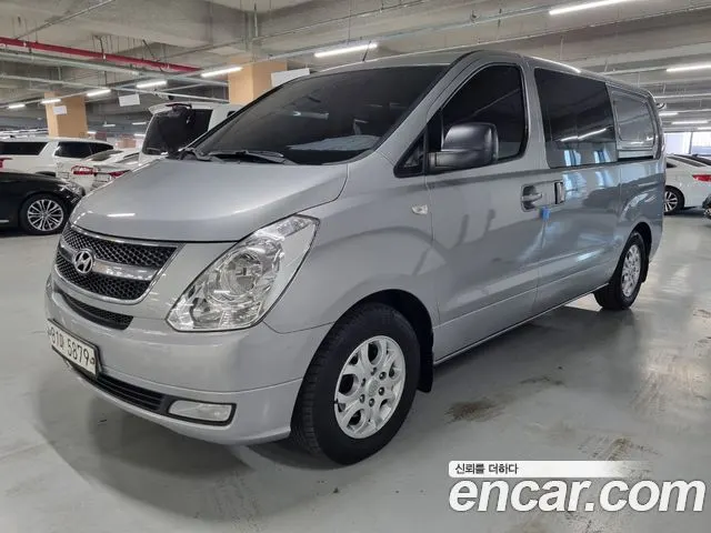 HYUNDAI GRAND STAREX 2016 — 195 162 км, серебристо-серый, Корея — под ключ — фото 3