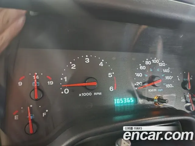 JEEP WRANGLER 2003 — 85 000 км, тёмно-зелёный, Корея — под ключ — фото 9