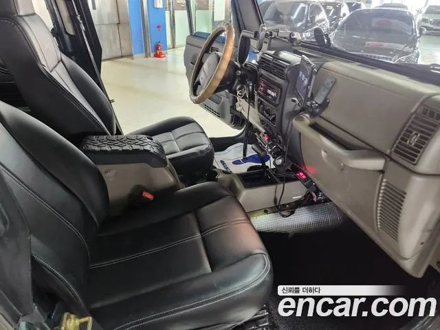 JEEP WRANGLER 2003 — 85 000 км, тёмно-зелёный, Корея — под ключ — фото 10