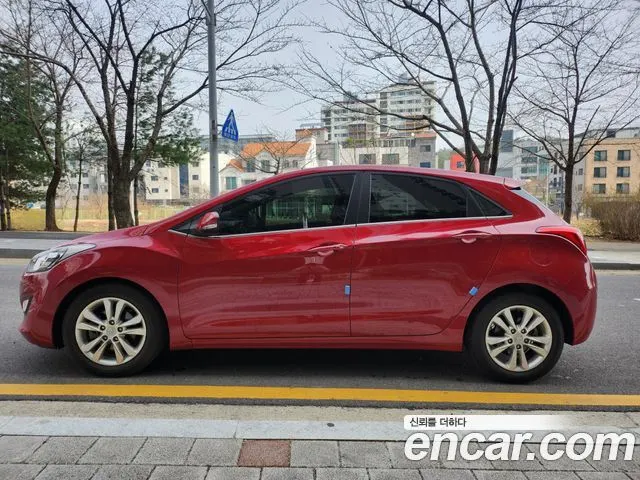 HYUNDAI I30 2014 — 101 180 км, красный, Корея — под ключ — фото 3