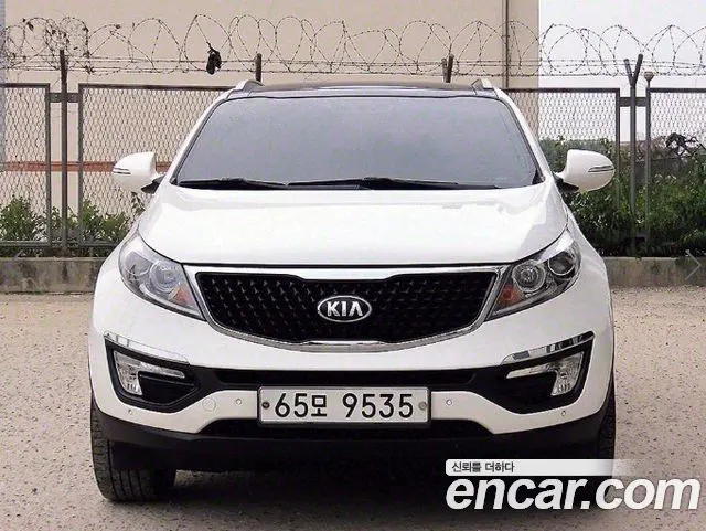 KIA SPORTAGE R 2015 — 190 672 км, Корея — под ключ — фото 1