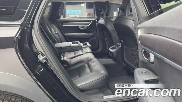 VOLVO V90 CROSS COUNTRY 2017 — 94 045 км, белый-перламутр, Корея — под ключ — фото 12
