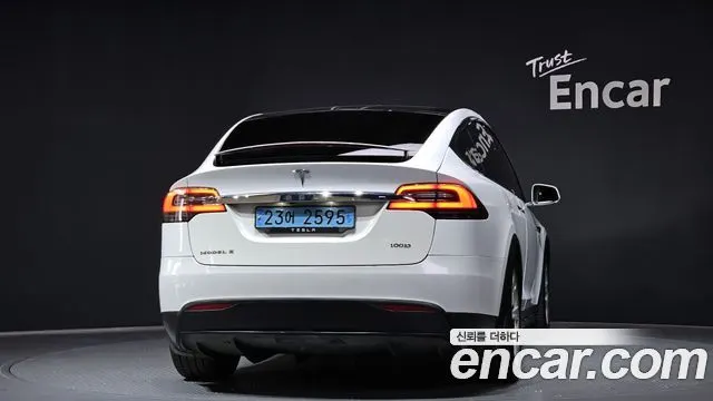 TESLA MODEL X 2018 — 128 412 км, белый, Корея — под ключ — фото 4